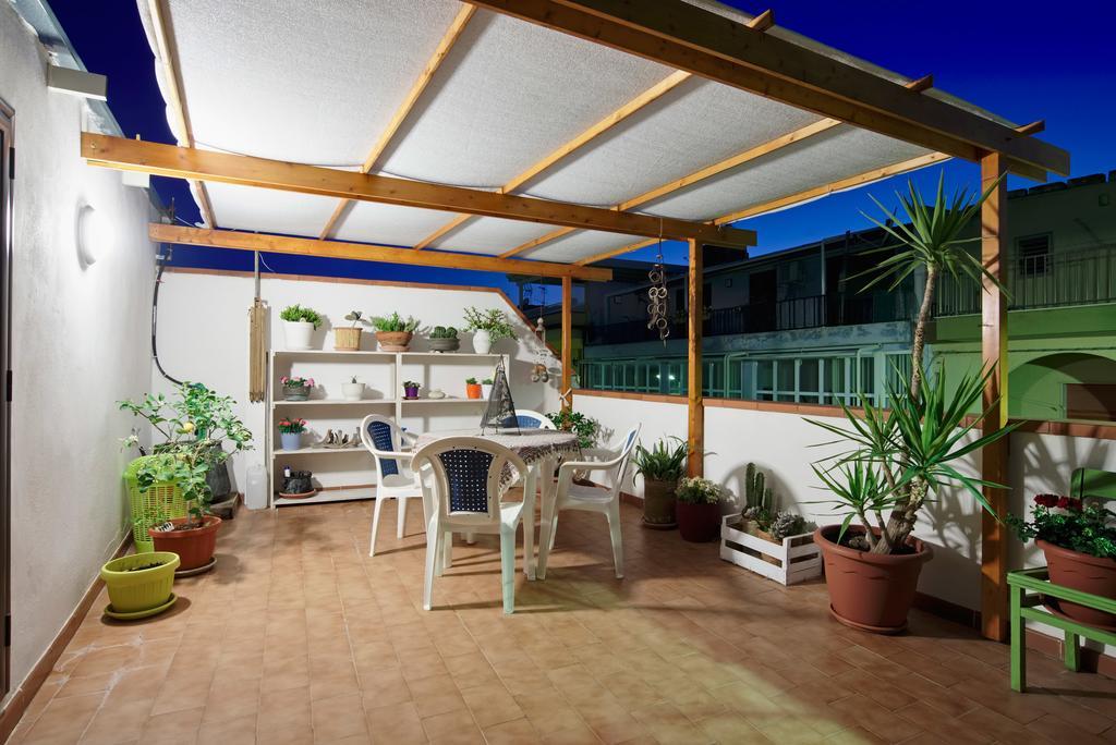 Le Terrazze Di Angela Apartment Marina di Ragusa Ngoại thất bức ảnh